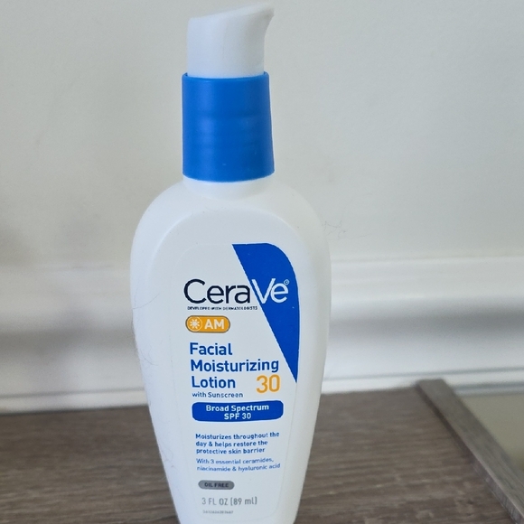 Cerave Bundle - Picture 3 of 4